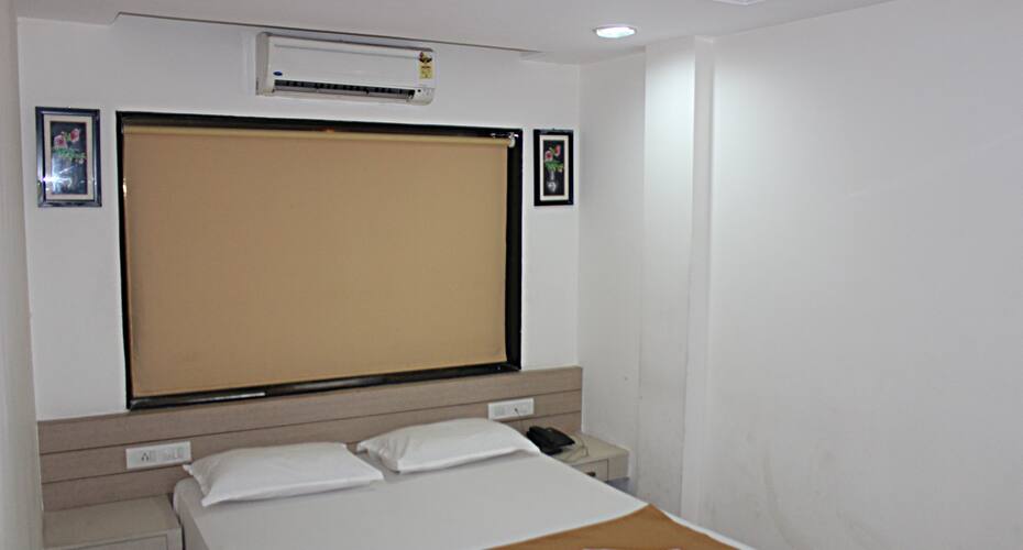 Hotel Abhishek, Chiplun 4